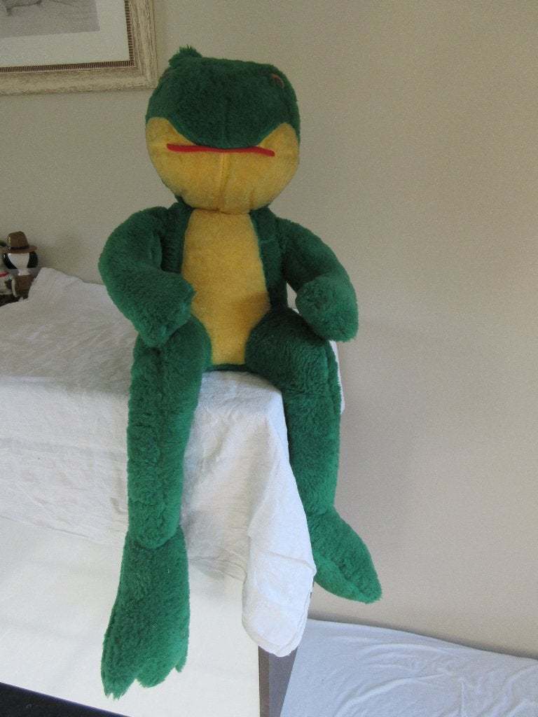 Jouet vintage fourré en paille taille maxi grenouille, Enlèvement, Grenouille