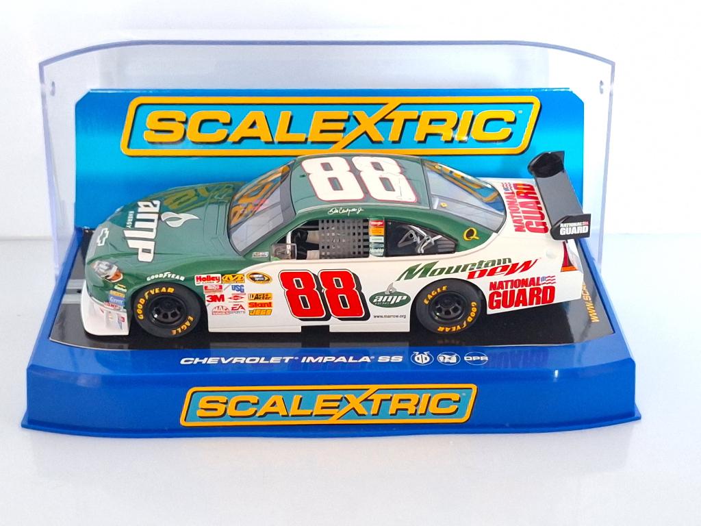 Scalextric Nascar Chevrolet impala SS Dale Earnhardt C2895, Enfants & Bébés, Jouets | Circuits, Neuf, Circuit, Électrique, Autres marques