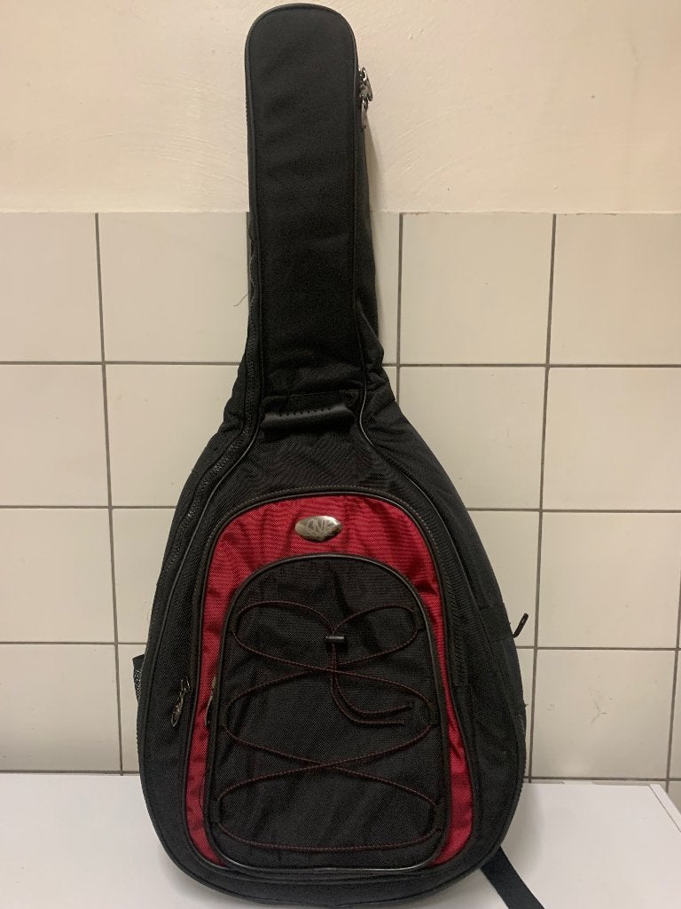 CNB 4/4 Klassieke Gitaar Gigbag 20 mm Gevoerd – Nieuwstaat, Musique & Instruments, Boîtiers & Valises, Enlèvement, Comme neuf