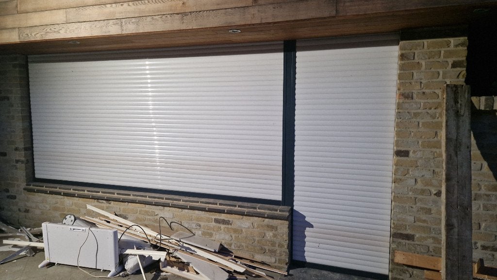 Set elektrische rolluiken, Ophalen, 200 cm of meer, Wit, Zo goed als nieuw