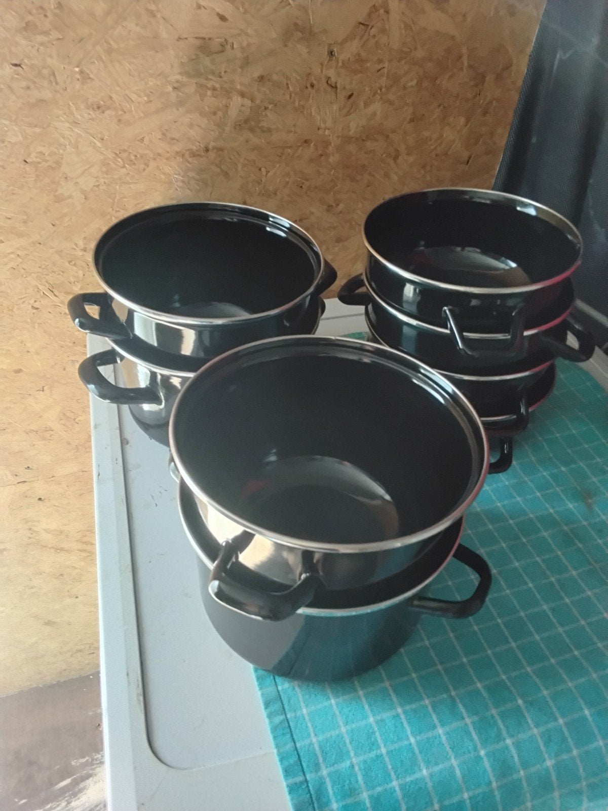 4 mosselpotten met deksel, Met deksel, Ophalen