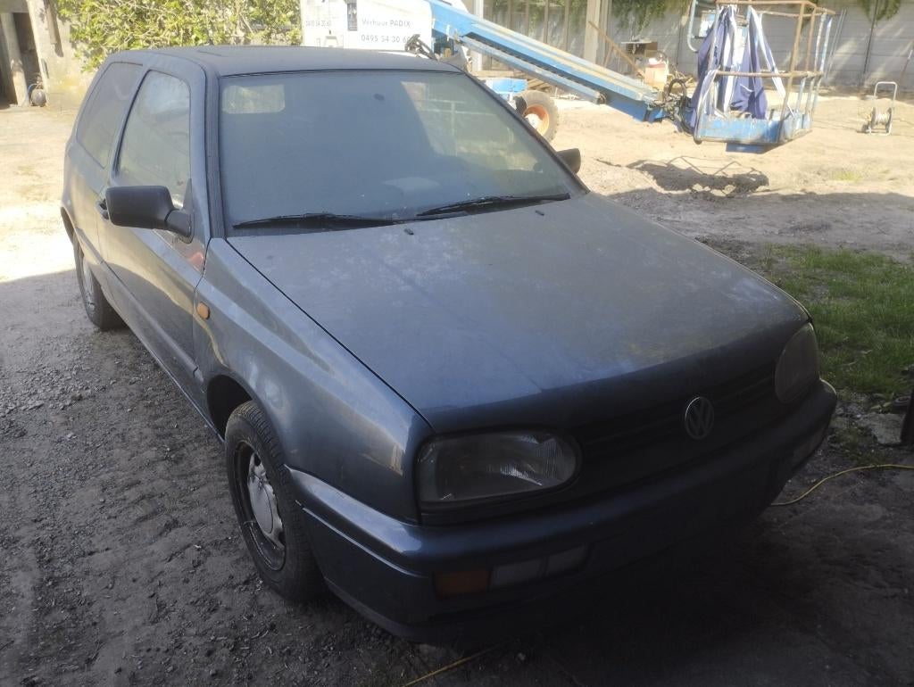 Vw Golf 3, Auto's, Volkswagen, Stof, 4 cilinders, 1400 cc, Zilver of Grijs