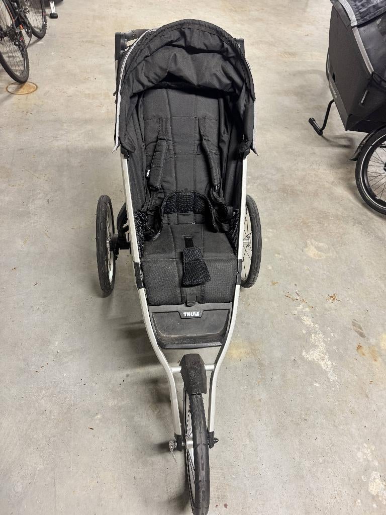 Thule Glide joggingbuggy - zwart/zilver - 3 wielen, Enlèvement, Comme neuf, Autres marques