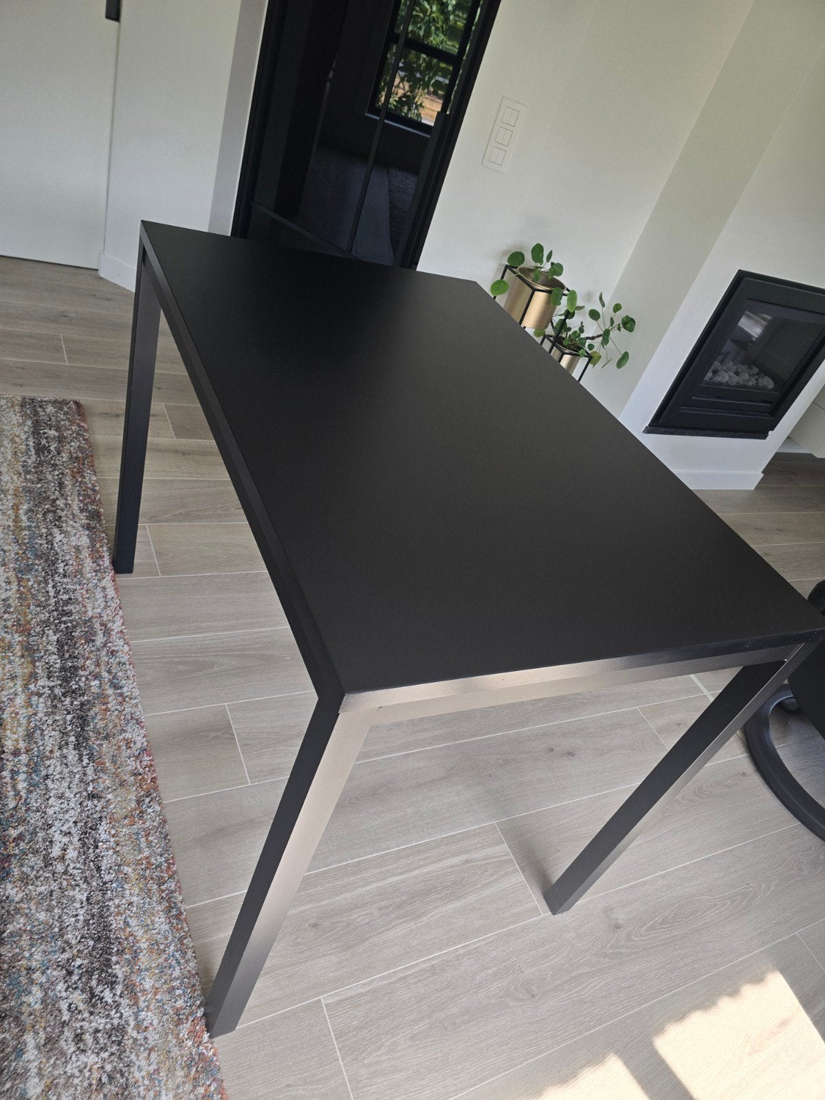 Tafel voor barstoelen, Ophalen, 100 tot 150 cm, 50 tot 100 cm, Vier personen