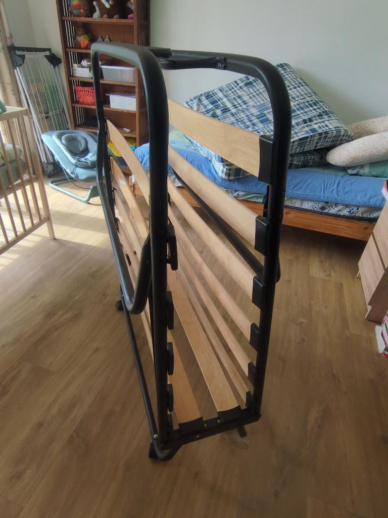 Lit pliable, Maison & Meubles, Chambre à coucher | Lits, Utilisé, Une personne, 90 cm, 200 cm, Métal, Noir, Enlèvement