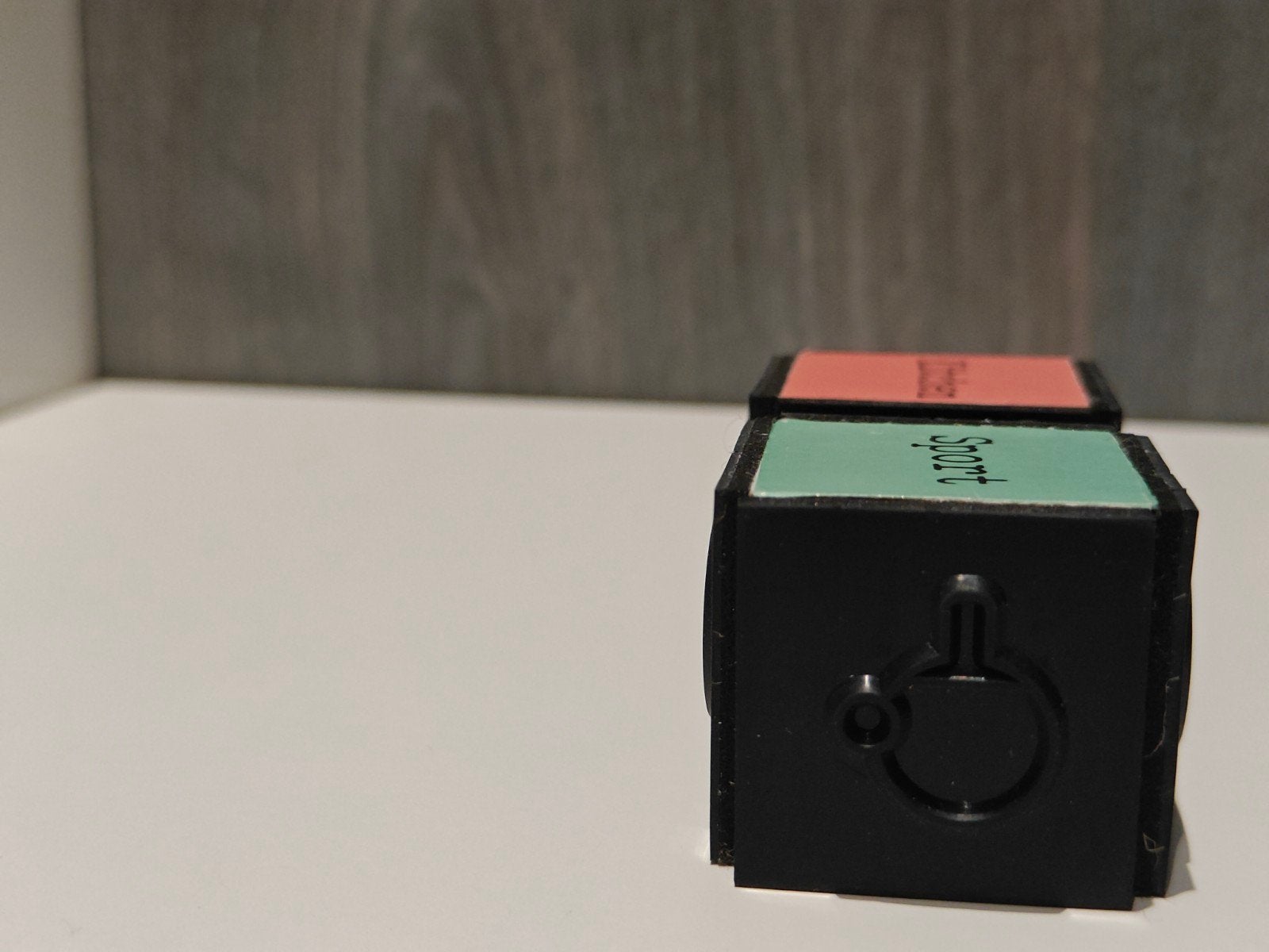 Tampon multiface sur le thème de la cuisine et du sport, Enlèvement, Utilisé