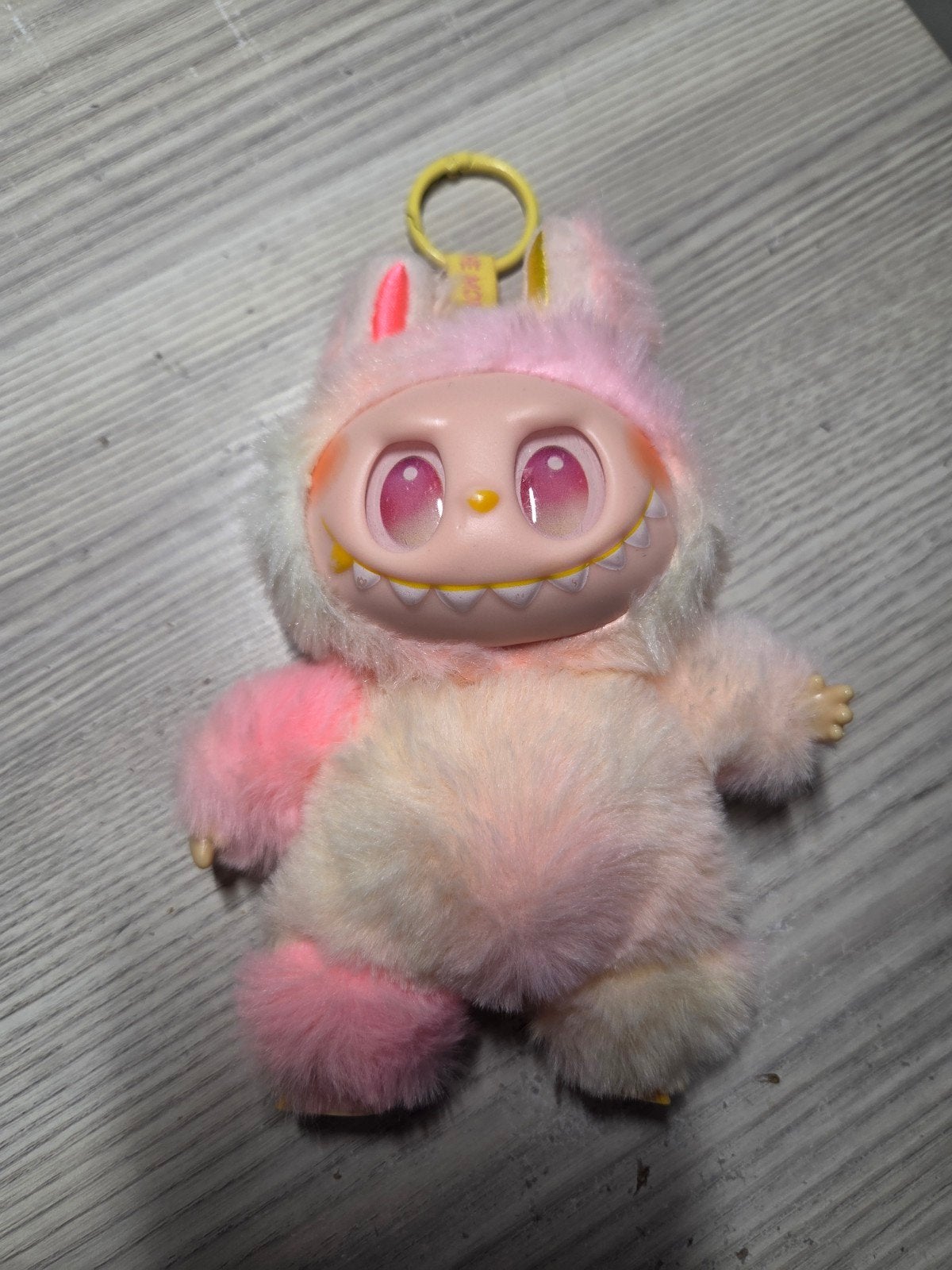 Labubu, Verzamelen, Sleutelhangers, Ophalen of Verzenden, Zo goed als nieuw, Knuffel of Figuurtje