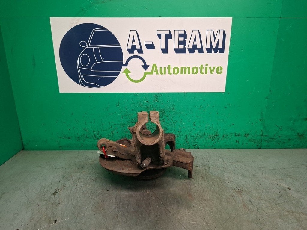 FUSEE AVANT DROITE Seat Ibiza ST (6J8) (01-2010/07-2016), Utilisé, Seat