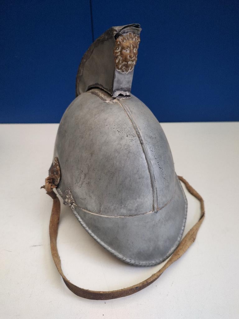 Kinderhelm in metaal, Verzenden