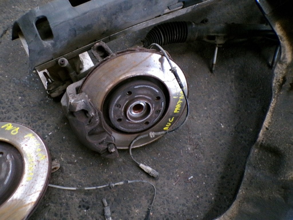 Moyeu avant gauche Peugeot Partner 1.6HDi 66kw 2008-2012, Ophalen, Gebruikt, Peugeot