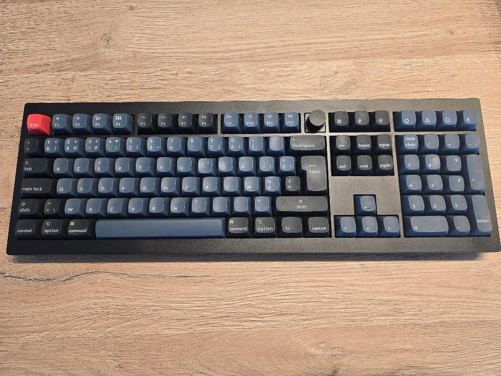 Keychron V6 Max AZERTY + accessoires + garantie, Computers en Software, Toetsenborden, Ophalen, Keychron, Azerty, Zo goed als nieuw
