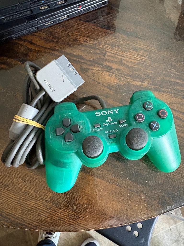 manette playstation 2 ps2  fonctionne parfaitement, Games en Spelcomputers, Spelcomputers | Sony Consoles | Accessoires, Ophalen of Verzenden