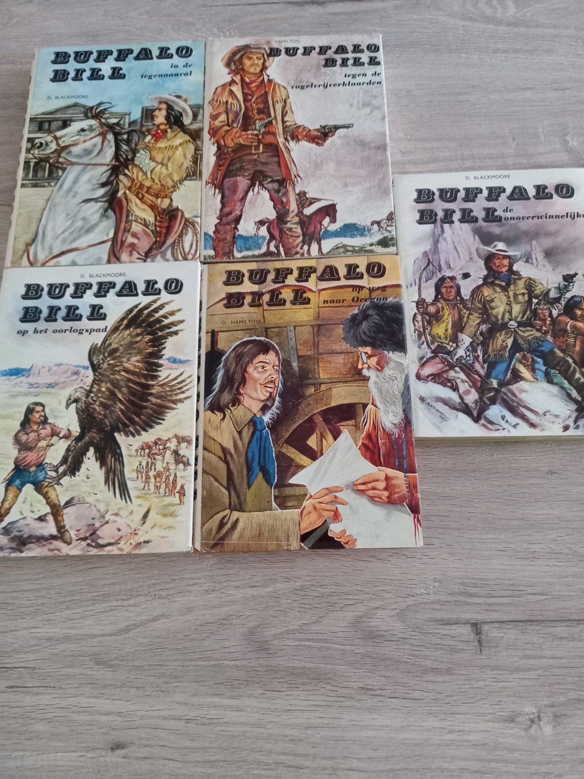 leesboek Buffalo Bill 3euro stuk of alles voor 10 euro, Boeken, Ophalen