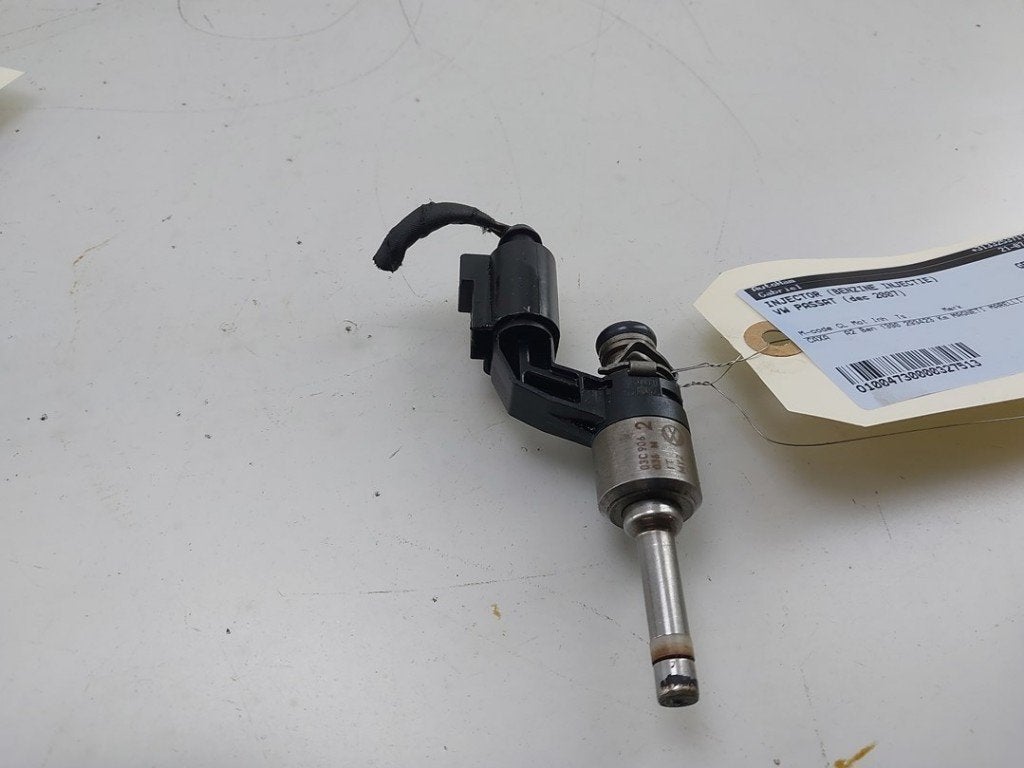 INJECTOR BRANDSTOF Volkswagen Passat Variant (3C5), Auto-onderdelen, Dhr. J. Ham, Gebruikt, Volkswagen, Administratie@autoham.nl
