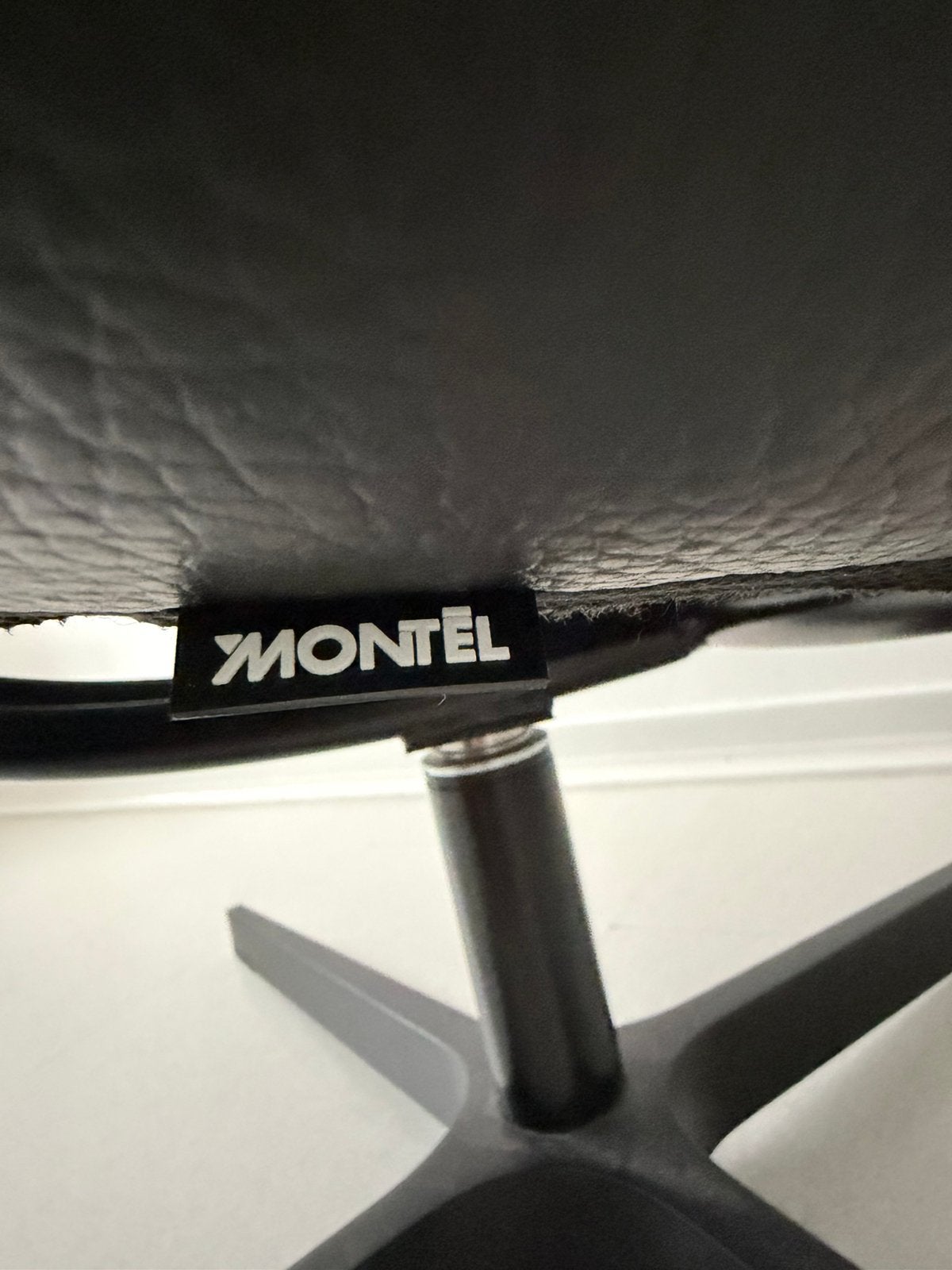 Zetel van Montel, IN NIEUWE STAAT !!!, Ophalen, Zo goed als nieuw