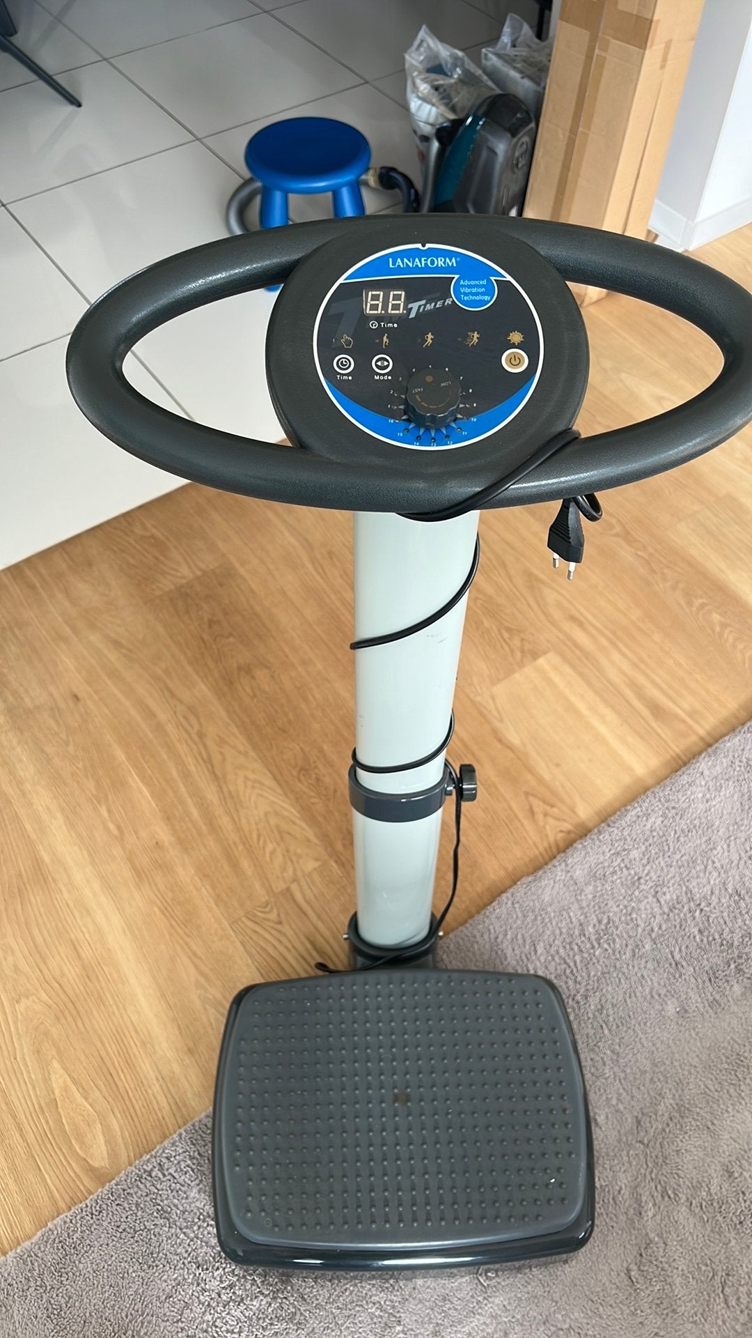 Trilplaat, Sports & Fitness, Appareils de fitness, Enlèvement, Comme neuf, Plaque vibrante