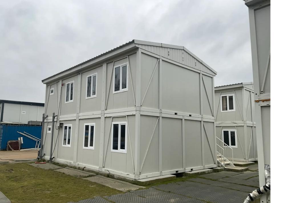 Tijdelijke woning, containerwoning, tinyhouse (prijs per st), Caravans en Kamperen, Stacaravans, tot en met 4, Ophalen