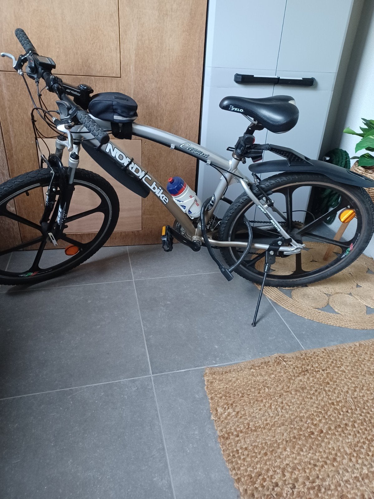 Vtt, Enlèvement