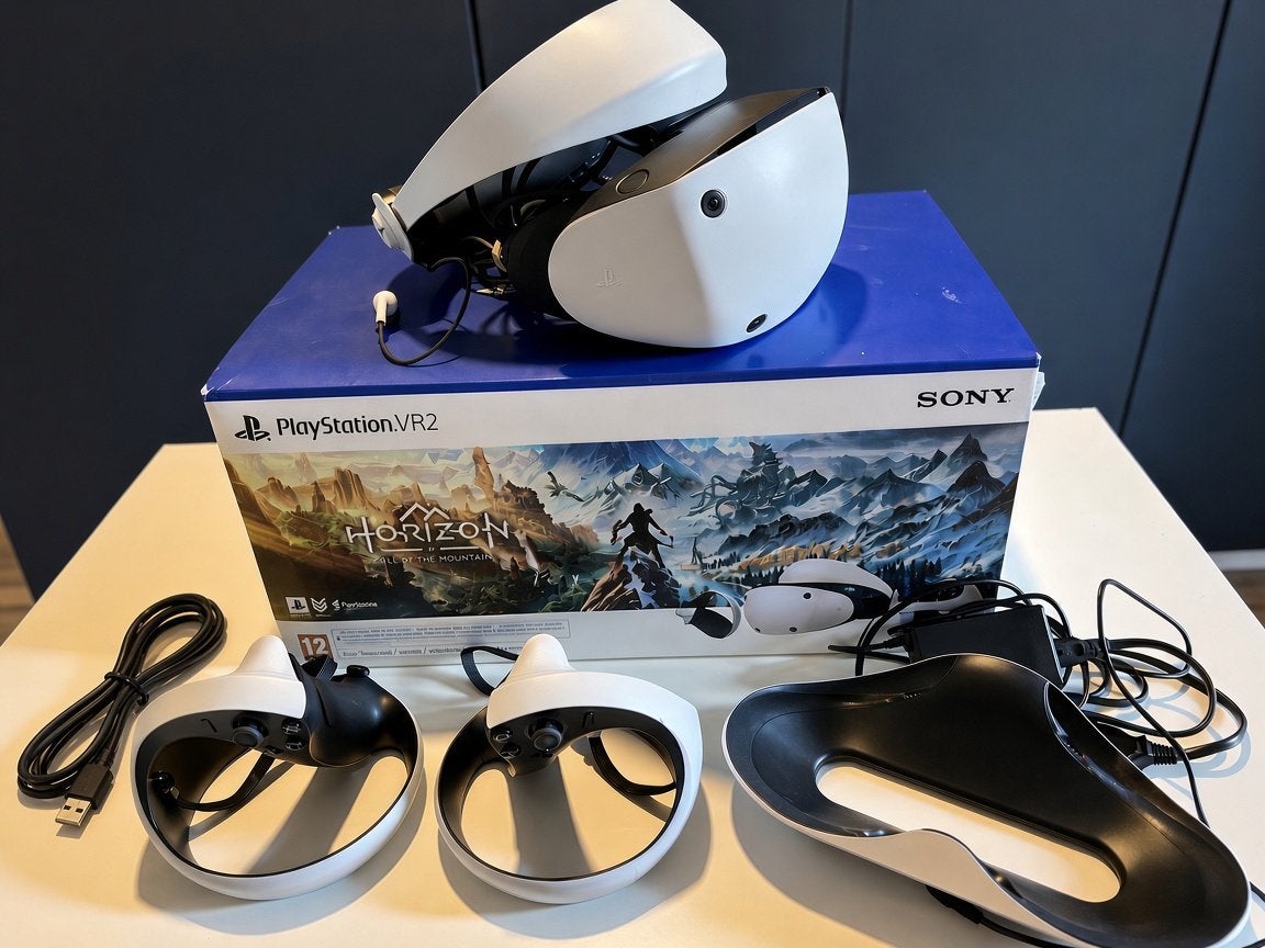 PlayStation VR2 PS5 + manettes + station de recharge, Consoles de jeu & Jeux vidéo, Enlèvement, Comme neuf, Lunettes VR, Sony PlayStation