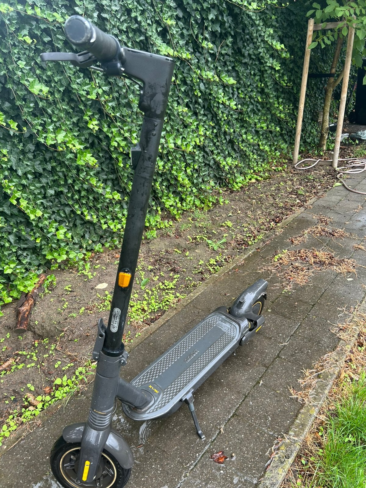 Ninebot max g2 - 50km/u (killswitch) - topstaat, Fietsen en Brommers, Steps, Ophalen, Zo goed als nieuw, Elektrische step (E-scooter)