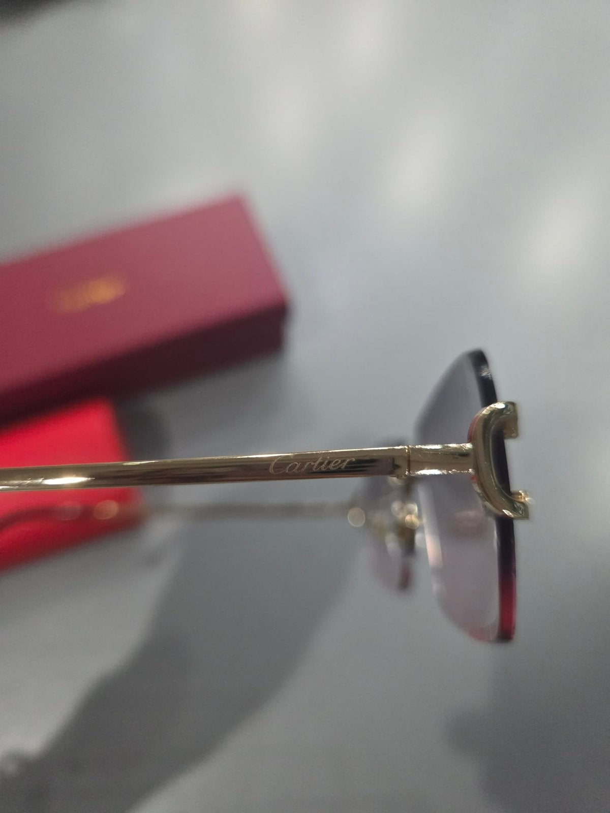 Lunette cartier rose, Bijoux, Sacs & Beauté, Neuf, Autres marques, Enlèvement ou Envoi, Rose