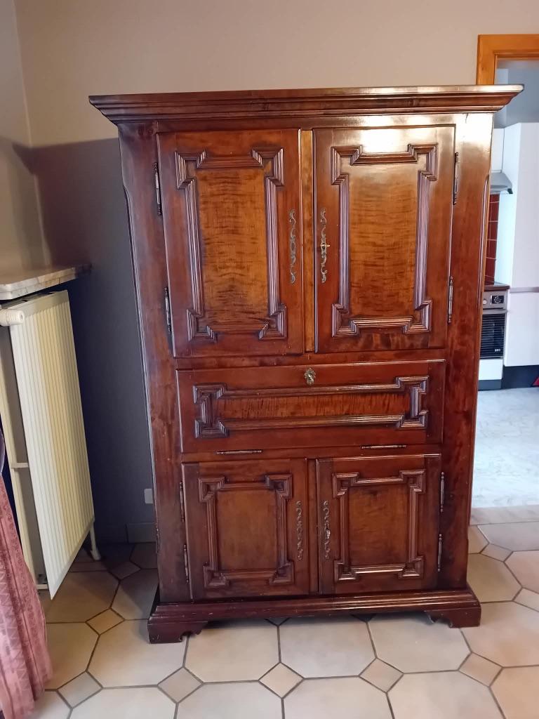 Kast, Ophalen
