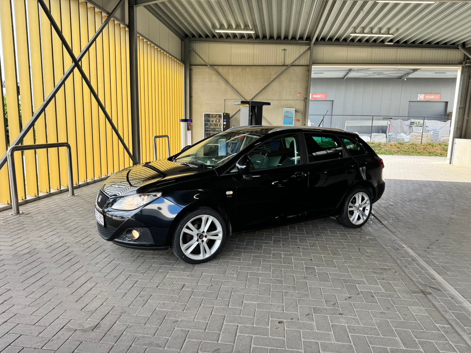Ibiza 1.2 TSI Automatic Sièges et rétroviseurs chauffants, Autos, 1197 cm³, Euro 5, Achat, 995 kg