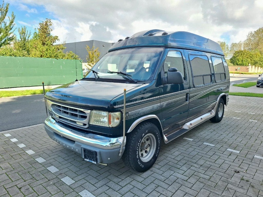 Ford E150 CAMPER  4.6 V8 | LPG + BENZINE, Caravans en Kamperen, Automaat, Bestuurdersdeur, Ford, Tot en met 2