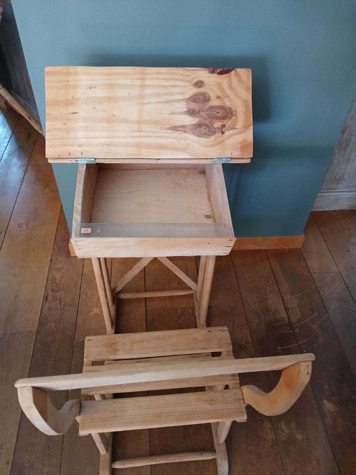 pupitre en bois pour enfants, Enlèvement, Utilisé