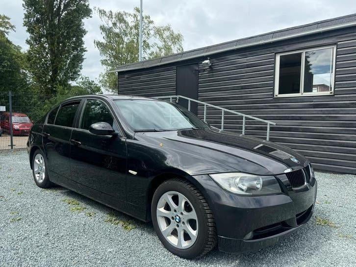 Bmw 318i 2009 242dkm airco leder cruise zo mee te nemen!, Isofix, Zwart, Zwart, Leder