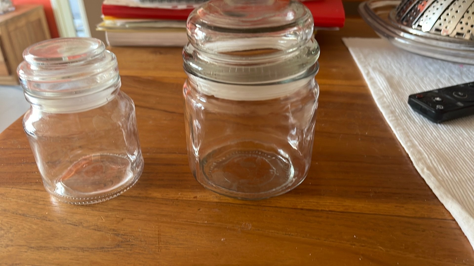 Deux petits bocaux, Enlèvement ou Envoi, Comme neuf, Verre, Classique