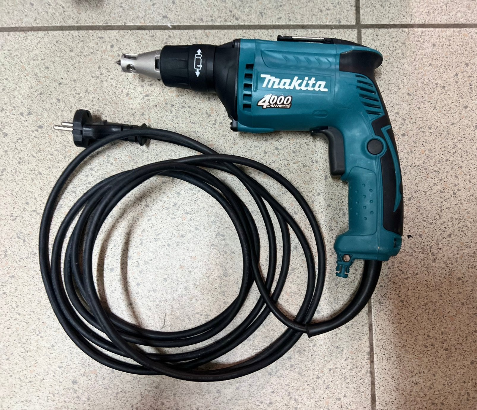 Makita FS4000, Ophalen of Verzenden, Zo goed als nieuw
