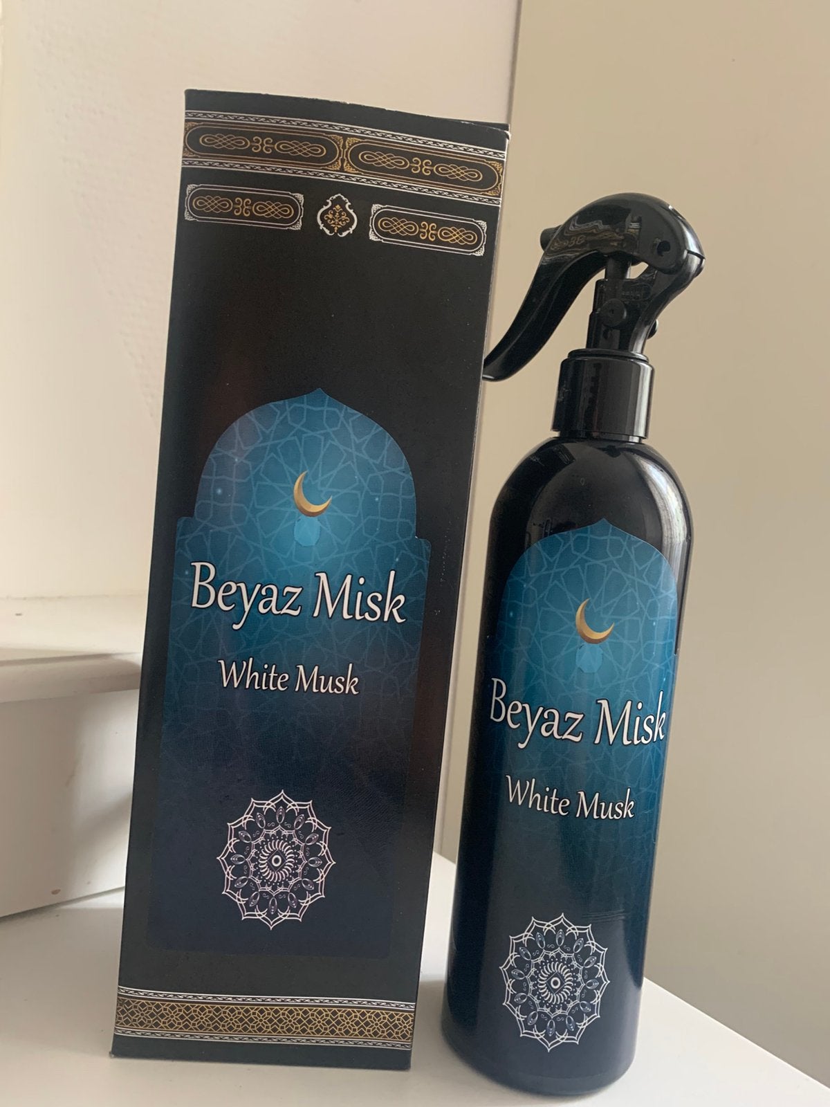 Geurspray voor huishoudtextiel White Musk 400ml, Huis en Inrichting, Ophalen, Nieuw, Wit