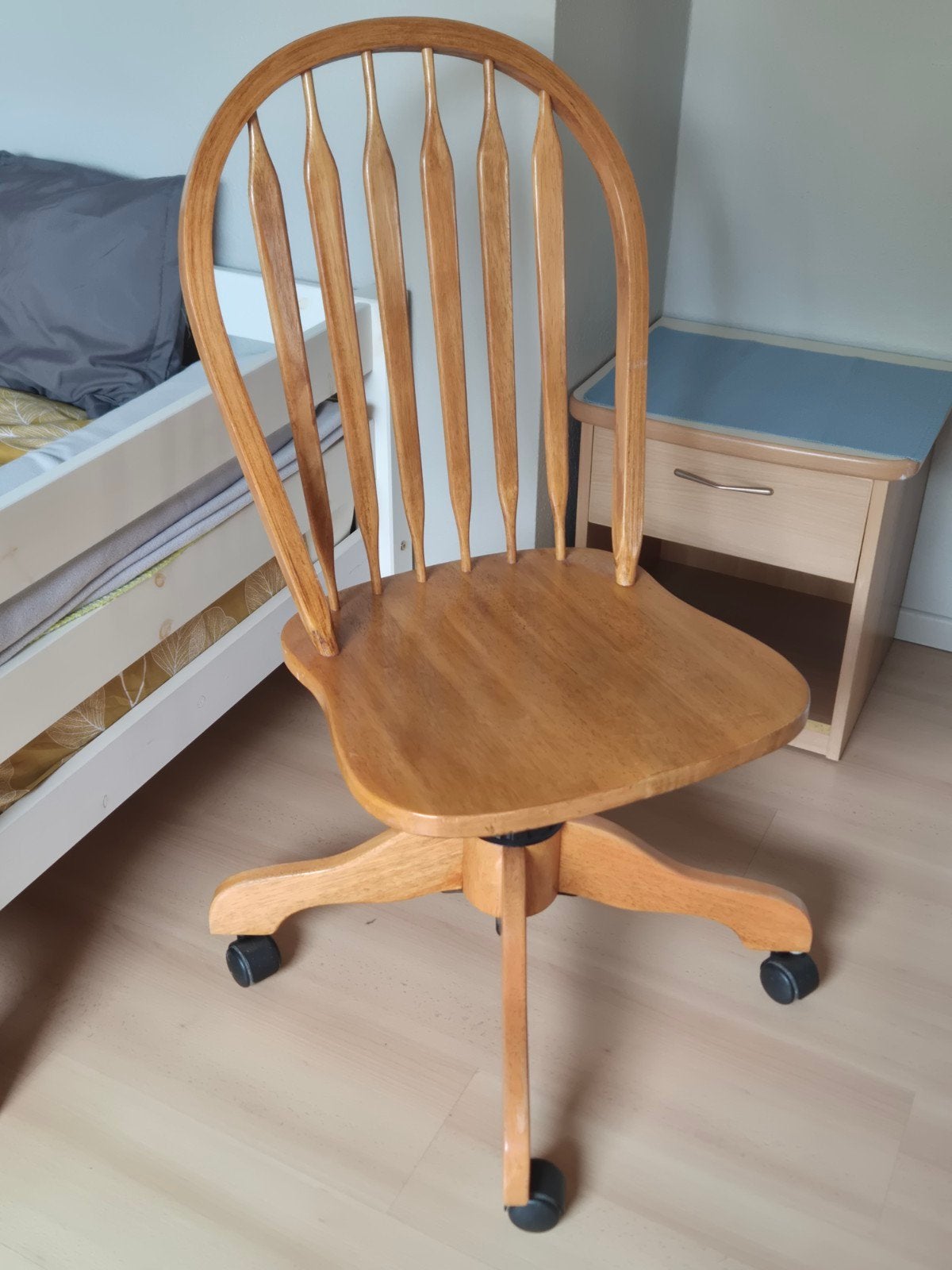 Leuke landelijke bureaustoel in hout, Ophalen