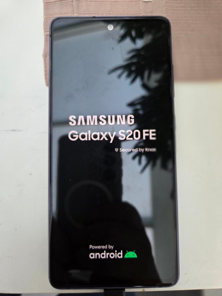 Samsung S20FE, Telecommunicatie, Ophalen