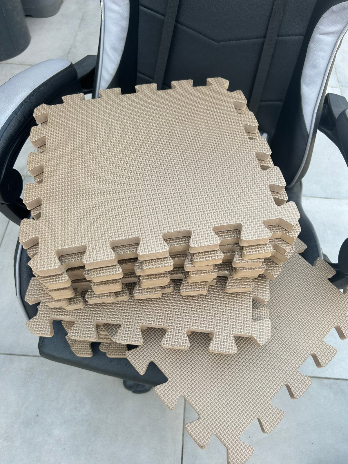18 Puzzeltegels, Enlèvement, Comme neuf