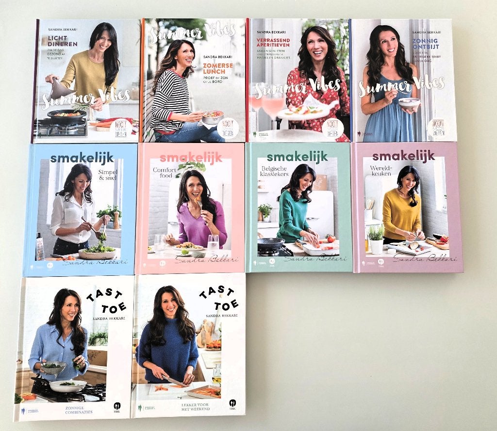 10 Sandra Bekkari kookboeken +5 Nooit Meer Diëten kookboeken, Boeken, Ophalen of Verzenden