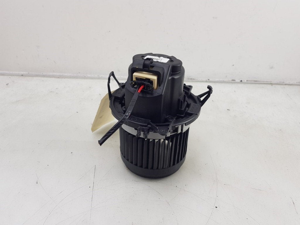 KACHEL VENTILATORMOTOR Renault Captur I (2R) (01-2013/-), Info@denso.nl, Renault, Hogeweyselaan 165
1382 JL  Weesp, NL, DENSO EUROPE B.V.