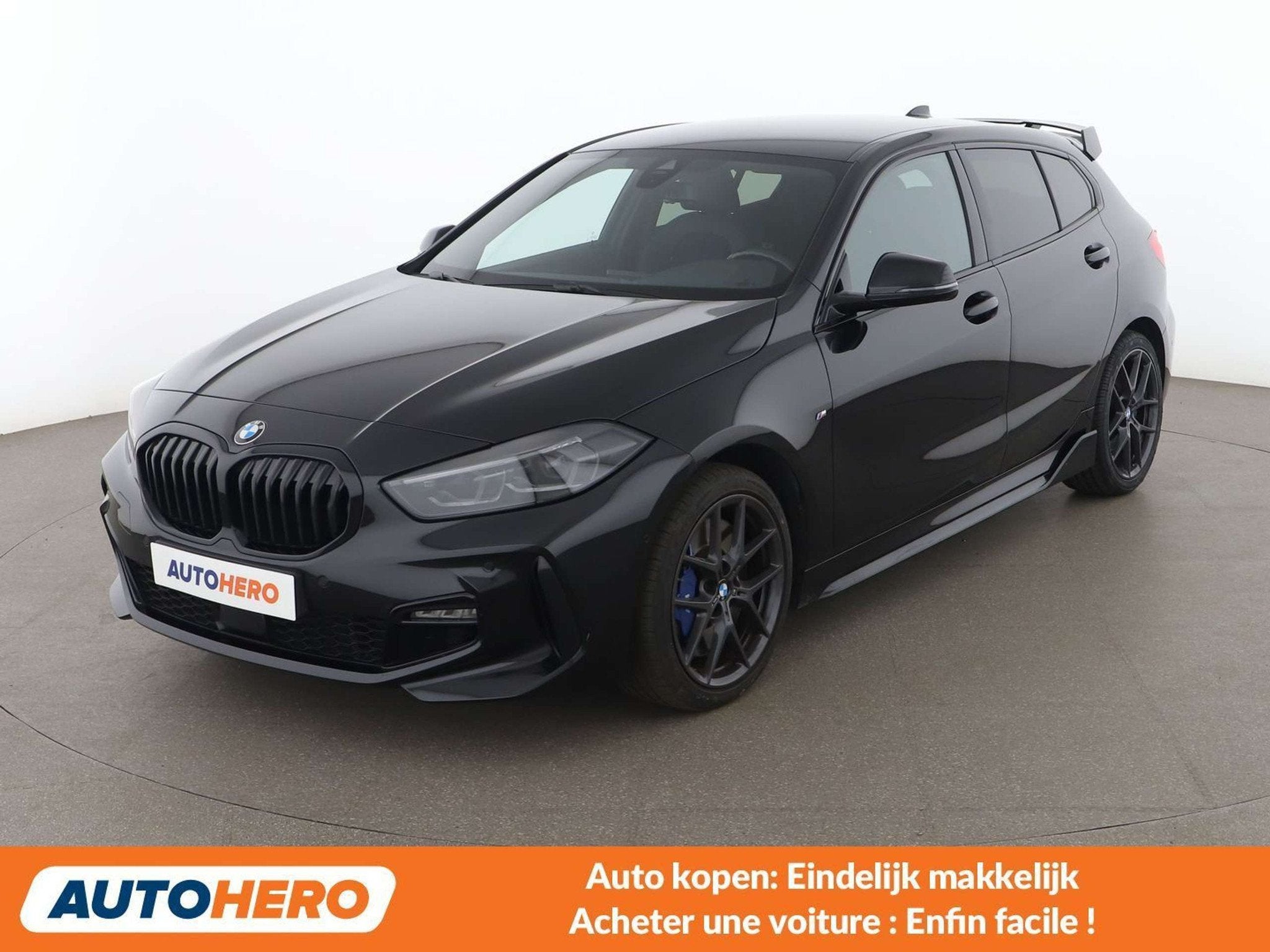 BMW 1 Serie 120 120i M Sport (bj 2024, automaat), 1998 cc, 1 Reeks, Gebruikt, Zwart