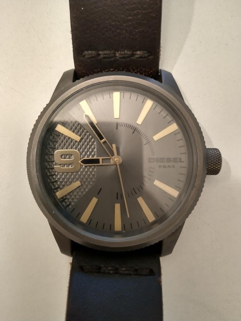 Montre Diesel pour homme, Bijoux, Sacs & Beauté, Montres | Hommes, Enlèvement ou Envoi