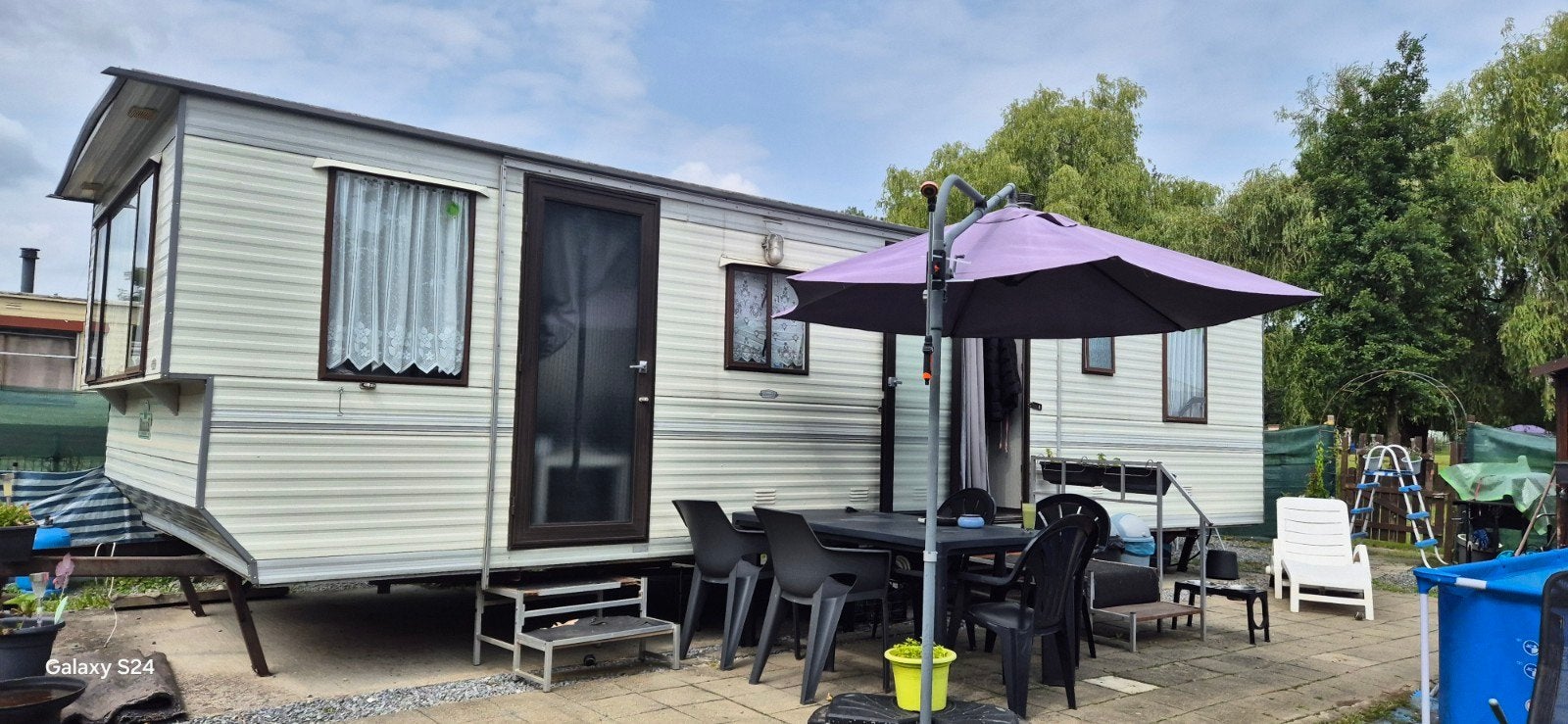 Caravane, Caravanes & Camping, Caravanes résidentielles