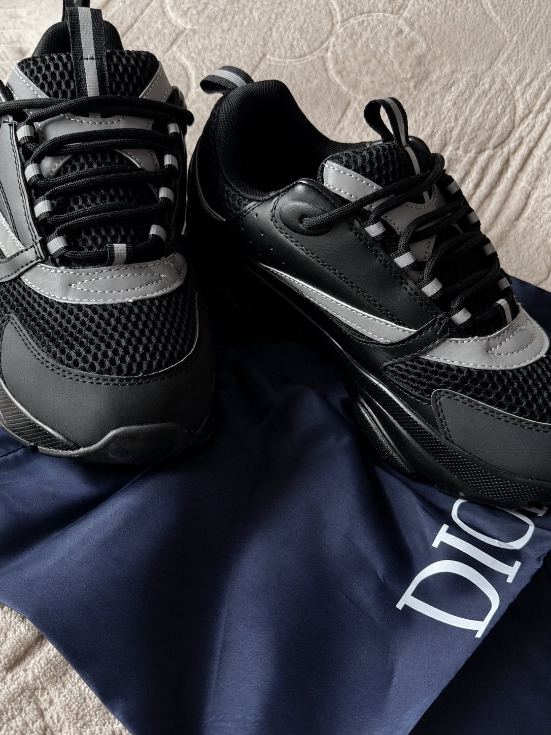 B30 Sneakers Zwart/Grijs – Splinternieuw – Nooit gedragen, Vêtements | Hommes, Chaussures, Enlèvement ou Envoi, Neuf, Noir, Baskets