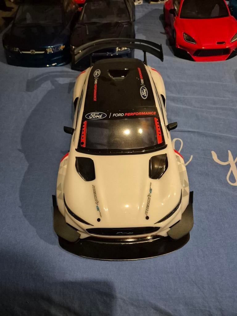 Body hpi mustang e nieuw, Ophalen