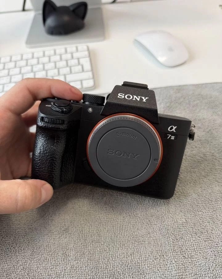 Sony A7iii Body, Chargeur, Comme neuf, 24 mégapixels, Sony