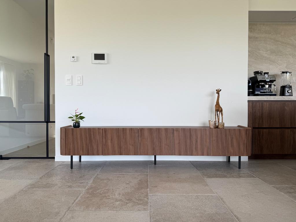 Luxe Rondini TV-Meubel – Bruine Eik – 243 cm, 25 à 50 cm, 200 cm ou plus, Moins de 100 cm, Comme neuf