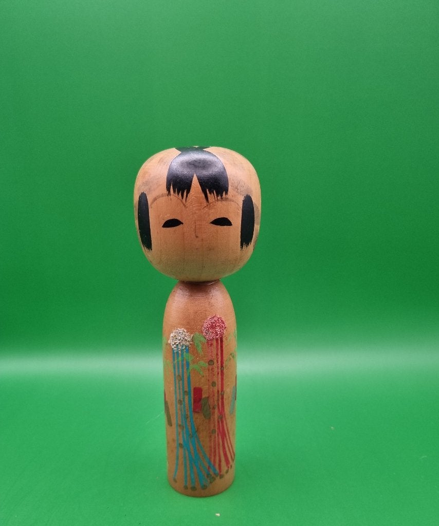 La jolie Sendai Tanabata Matsuri Kokeshi, Antiquités & Art, Enlèvement ou Envoi, Japon, Bois, 14 cm