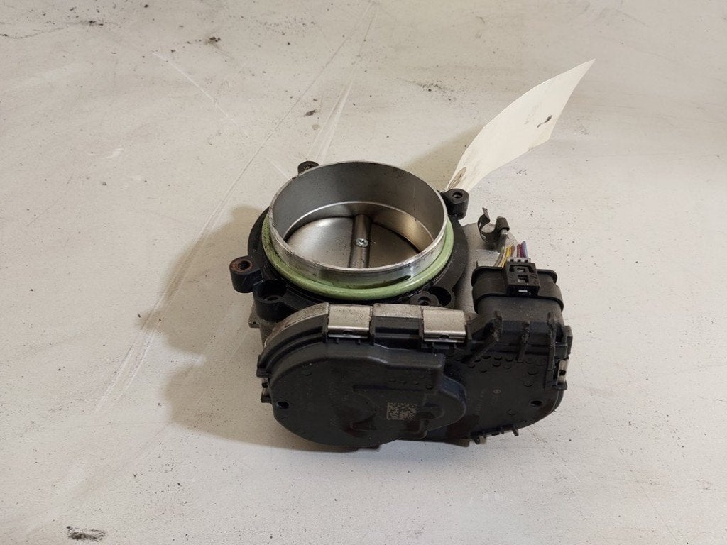 GASKLEPHUIS Mercedes-Benz GLA (156.9) (|A2761410125|), Robert Bosch AG, Gebruikt, Mercedes-Benz, Robert-Bosch-Allee 1
74232  Abstatt, DE