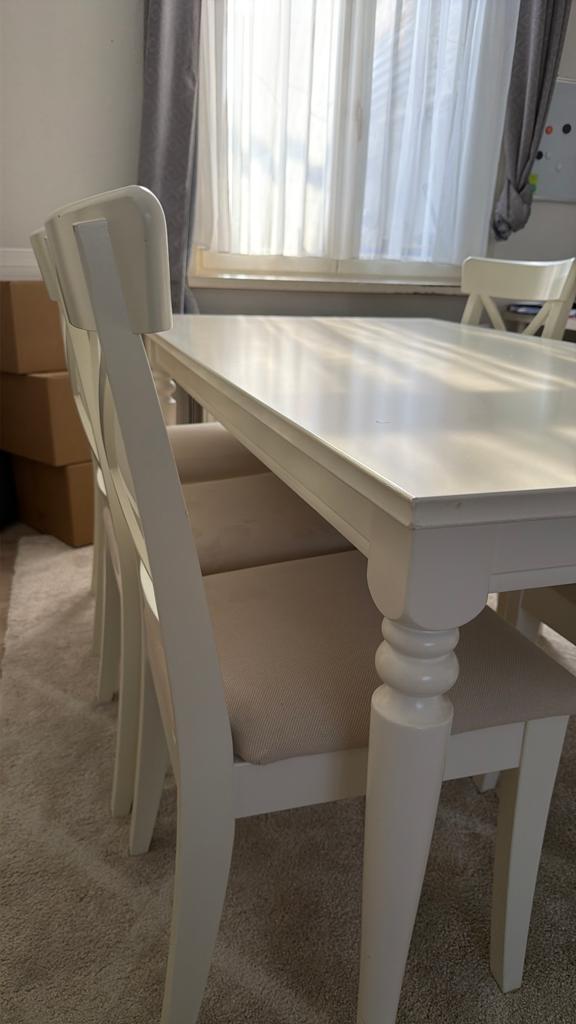 Ikea kasten, eettafel (uitrekbaar) met 6 stoelen, Ophalen, Zo goed als nieuw