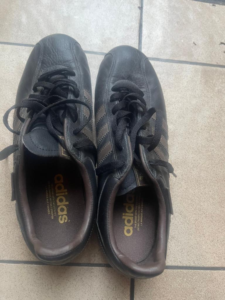 Chussures adidas 44, Enlèvement, Utilisé