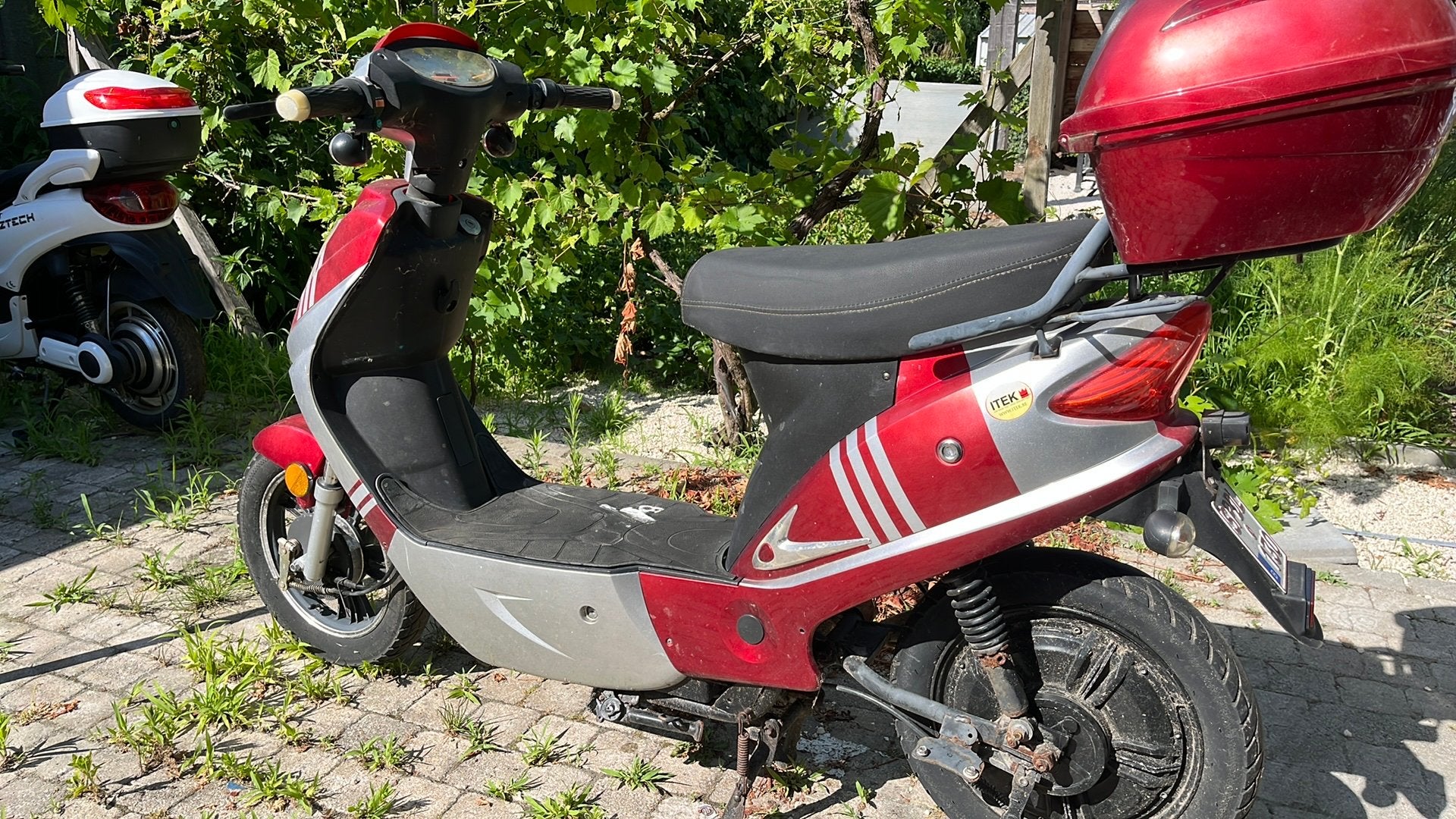 Electrische brommer, Fietsen en Brommers, Ophalen, Gebruikt, Elektrisch, Overige merken